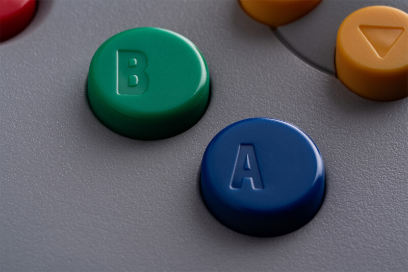 8BitDo 64 Bluetooth Controller Grey Scene Image_09.jpg